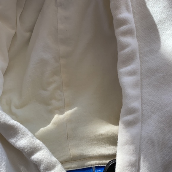 Cozy Adidas hoodie - Picture 4 of 4